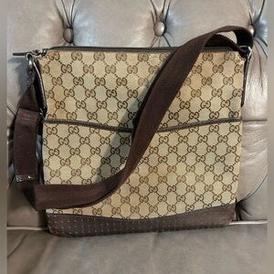 GUCCI Flat Messenger Crossbody Bag GG Monogram Adjustable Strap Brown Leather